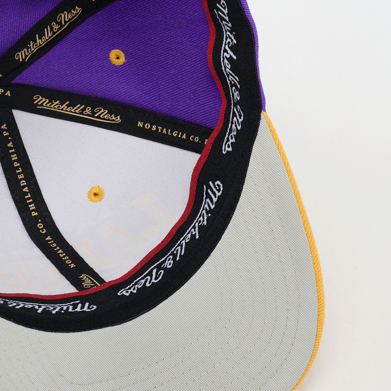 Mitchell & Ness Snapback Team Arch Classic Red NBA LA Lakers HC18356